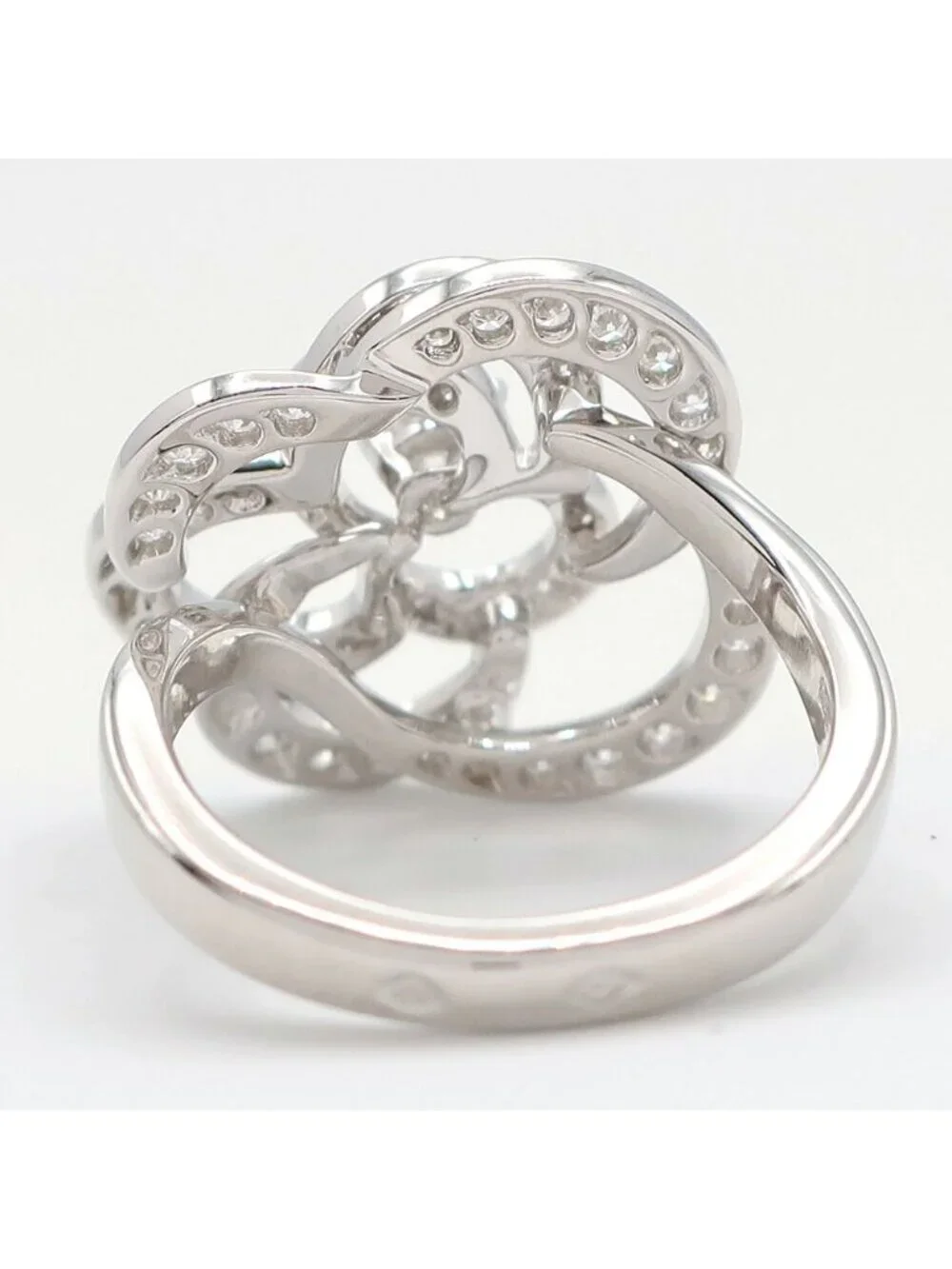 Chanel Ten Ring Camellia Diamond 750 18k White Gold